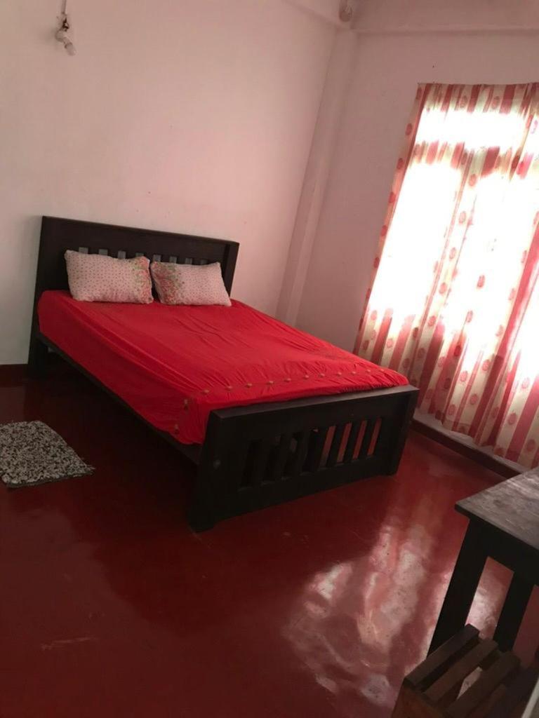 Everest Rooms Пилияндала Екстериор снимка